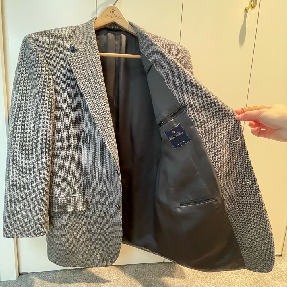 Brooks Brothers Herringbone Two Button Blazer Spo… - image 3